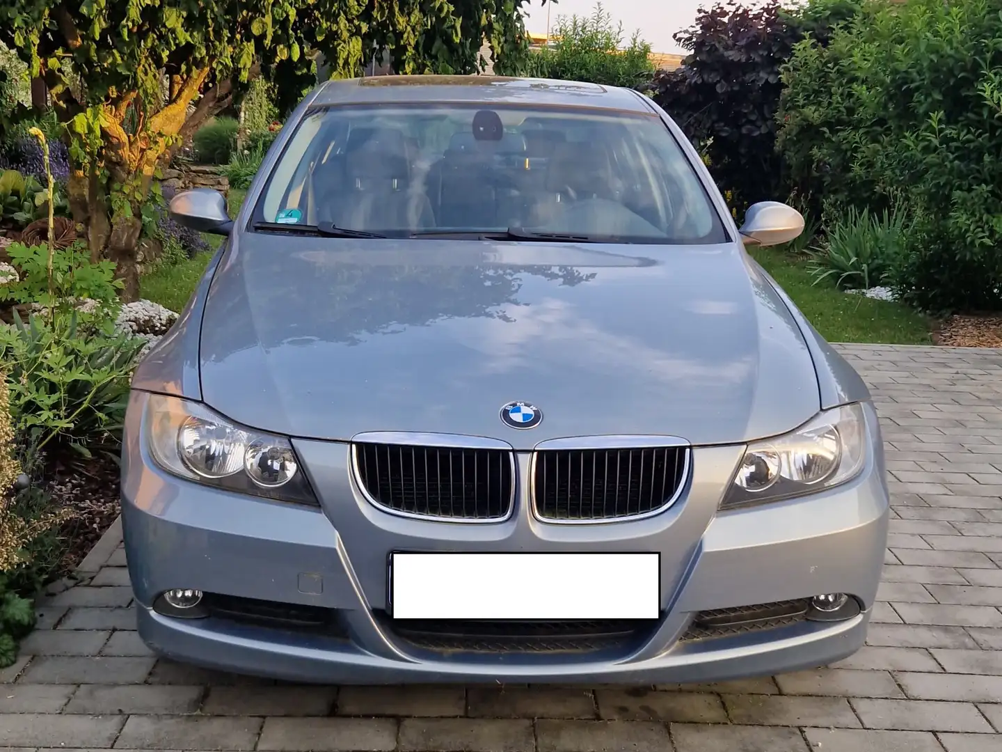 BMW 318 318i Bleu - 1