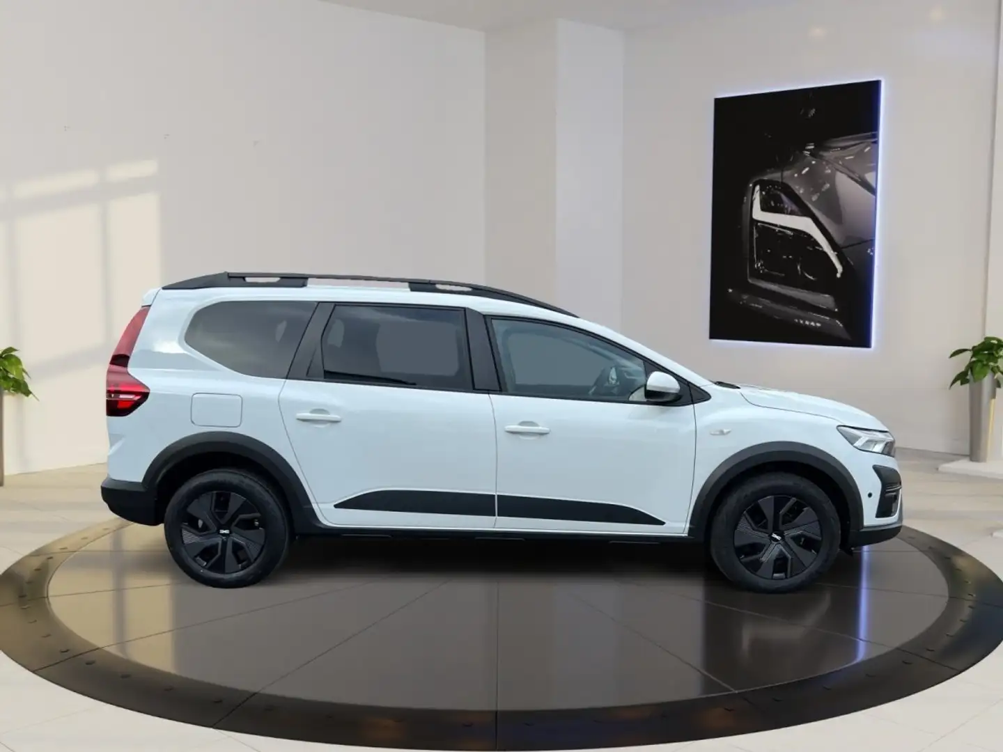 Dacia Jogger TCe 110 Expression 5-Sitzer+RFK+PDC+LED Blanc - 1