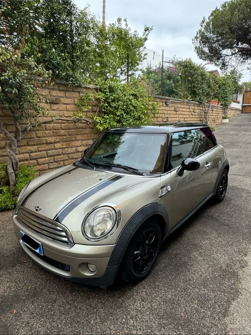 MINI Cooper D R56 - 1
