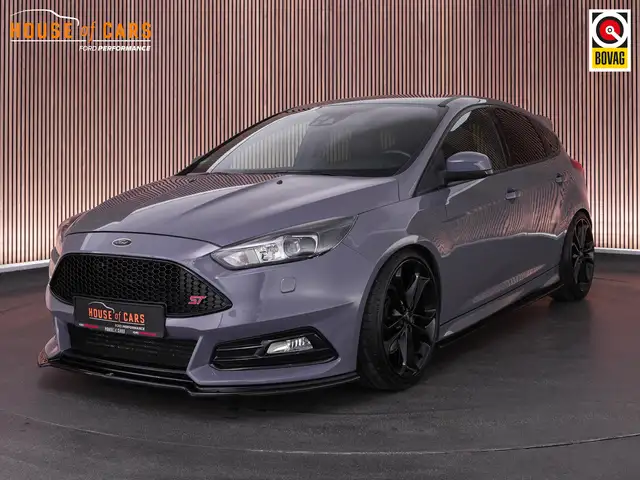 Ford Focus main image