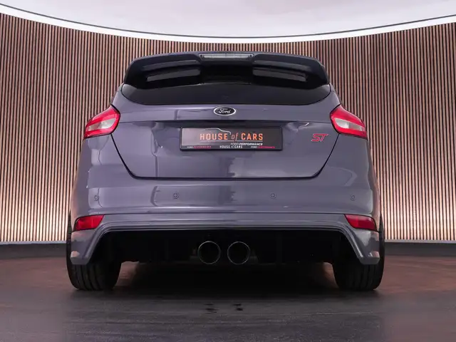 Ford Focus view 25