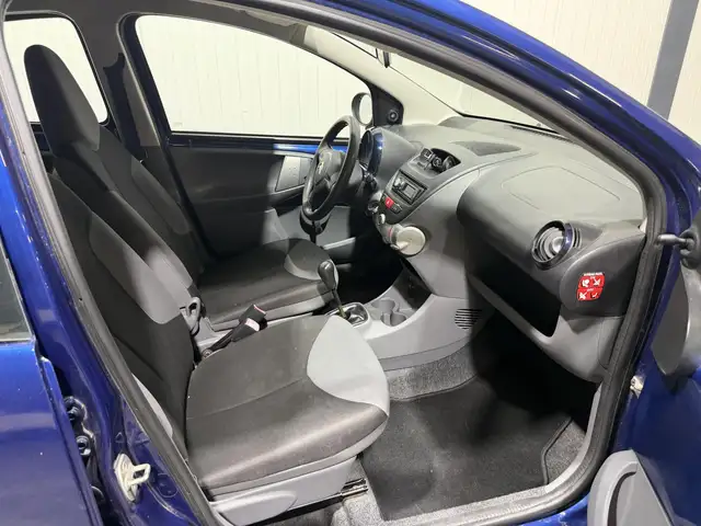 Citroen C1 view 13
