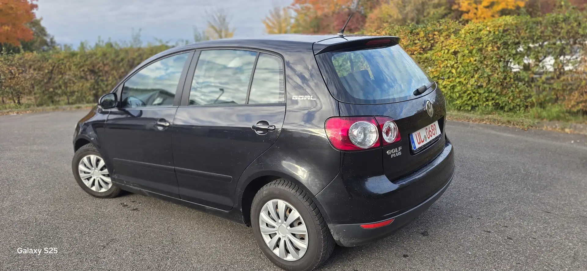 Volkswagen Golf Plus 1.6 Goal TÜV NEUE 10/2027 Schwarz - 2