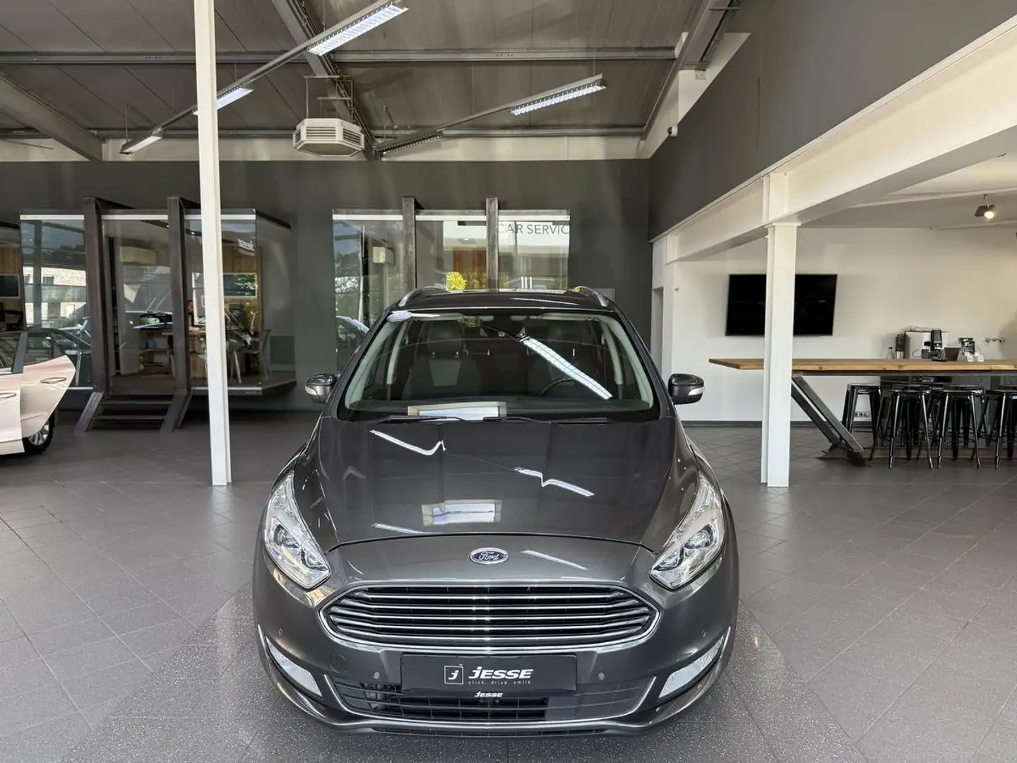 Ford Galaxy 2.0 TDCi Titanium 7-Sitzer LED Temp. CarPlay R.Cam Gris - 2