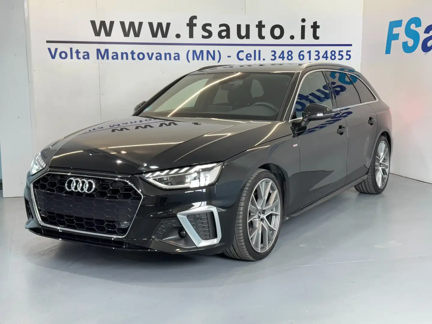 Audi A4 AVANT 35 TDI - S LINE int. & ext.  CL19 Nero - 2