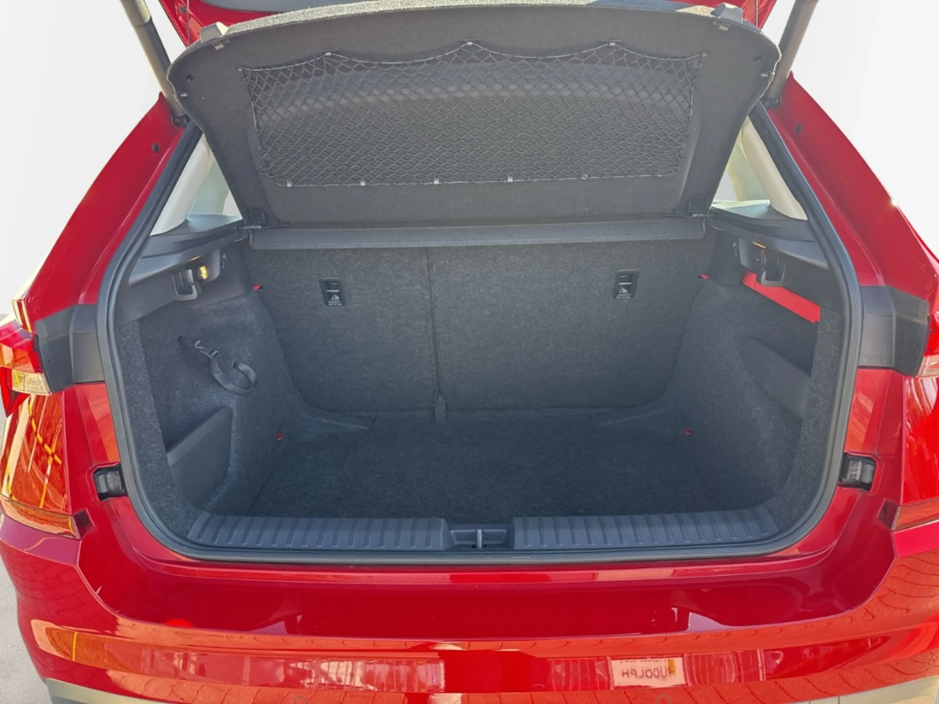 Skoda Kamiq Style 1.0 TSI DSG LED Navi SHZ ACC PDCv+h Klima — photo 10