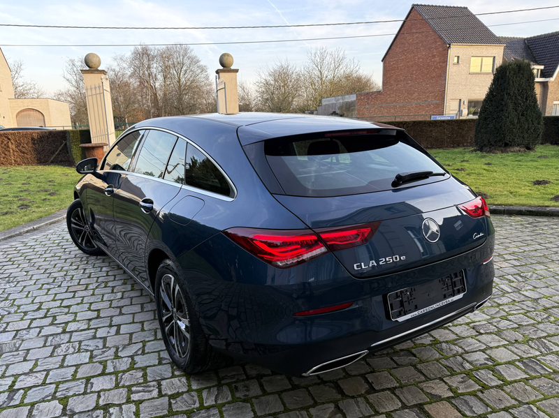 Mercedes-Benz CLA 250 e Shooting Brake 8G-DCT Verwarmd Half Leder,Camera — photo 5