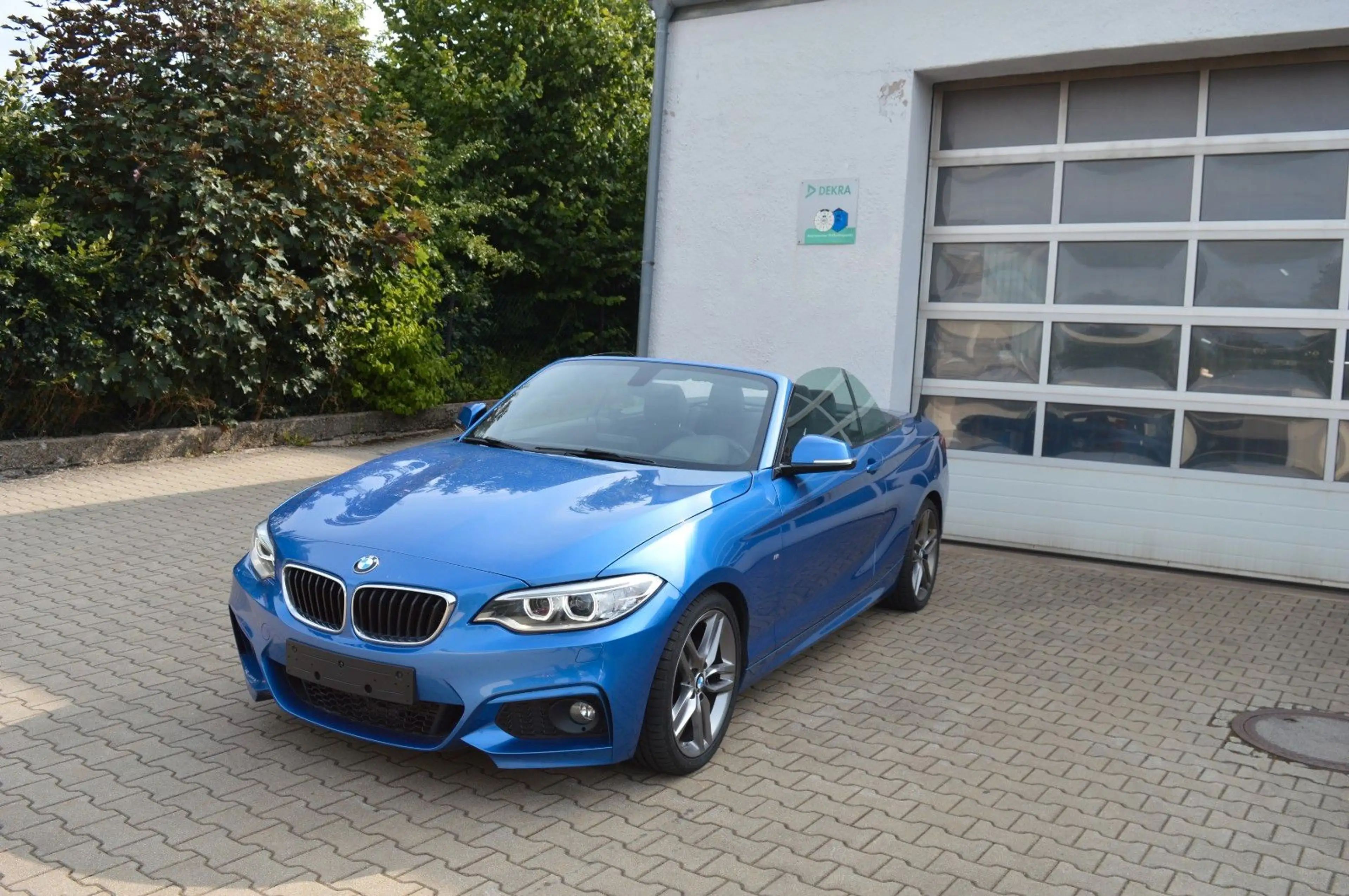 BMW 220 Baureihe 2 Cabrio 220 d — photo 5