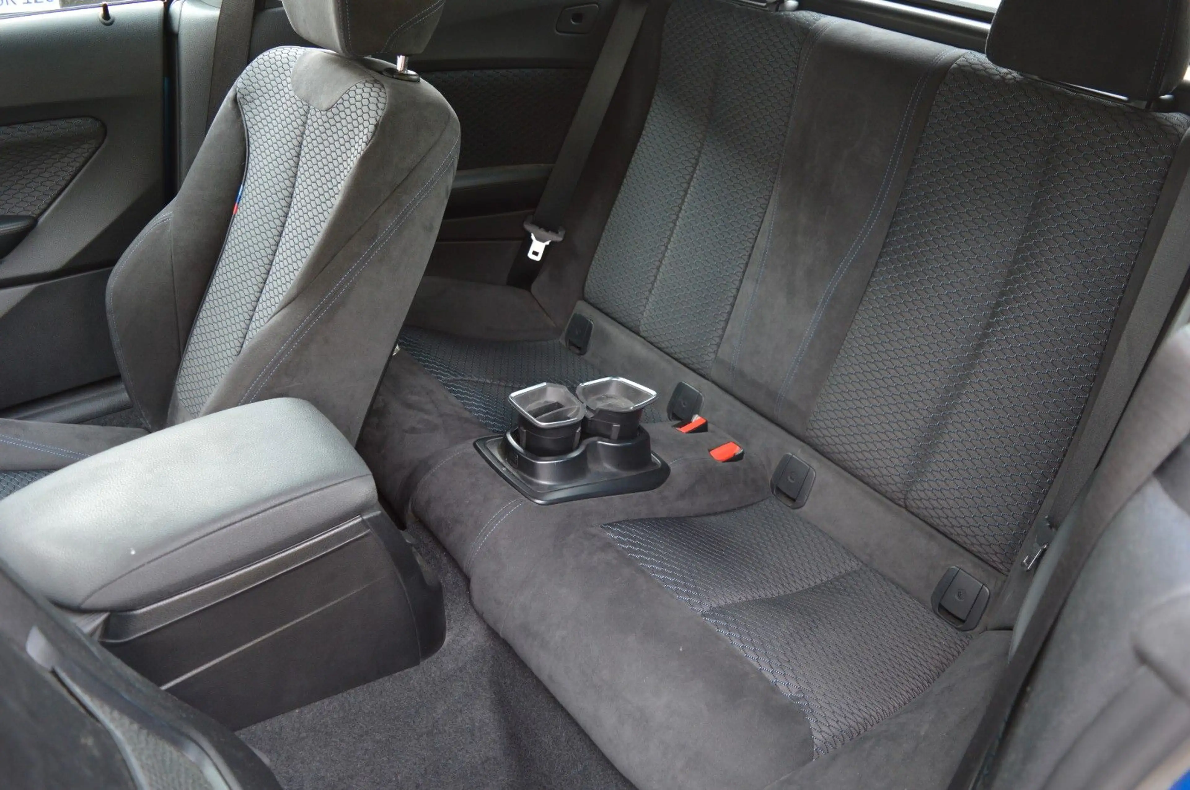 BMW 220 Baureihe 2 Cabrio 220 d — photo 15