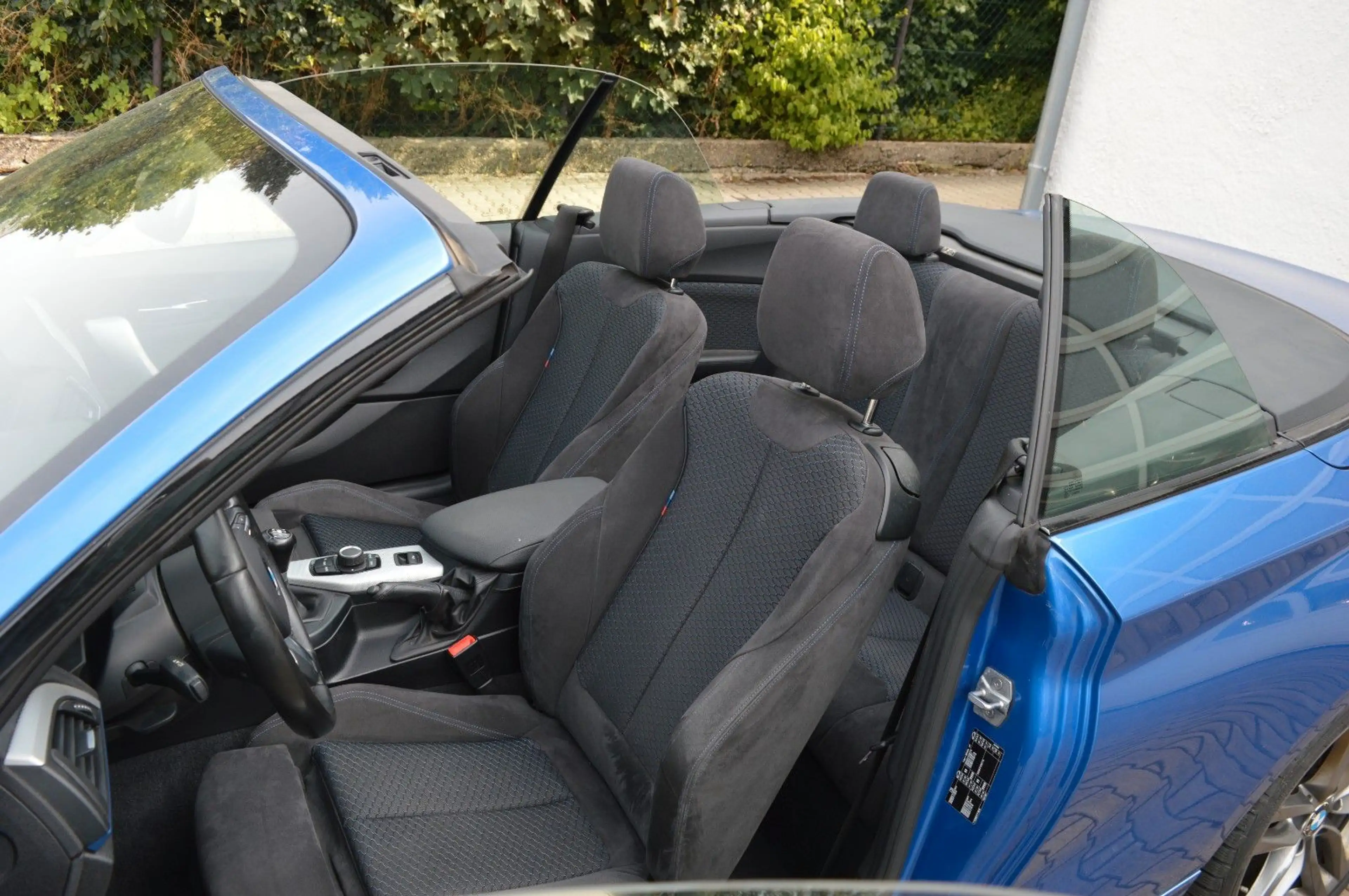 BMW 220 Baureihe 2 Cabrio 220 d — photo 10