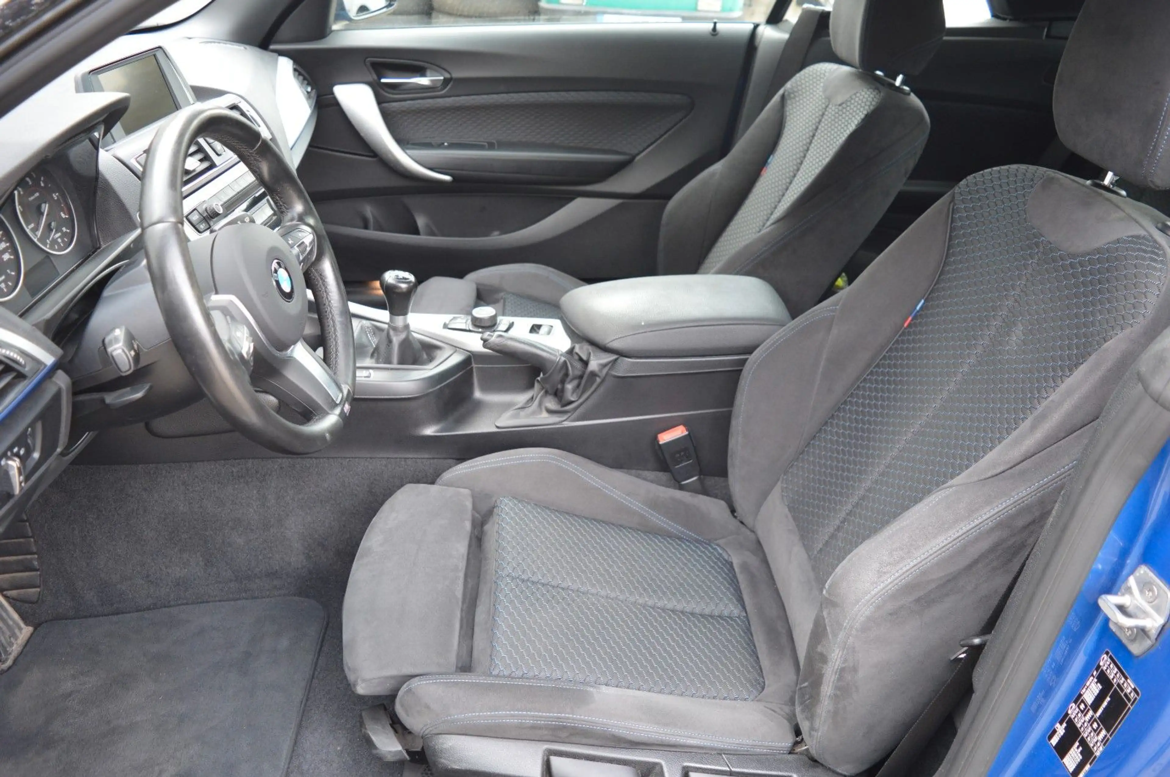 BMW 220 Baureihe 2 Cabrio 220 d — photo 8