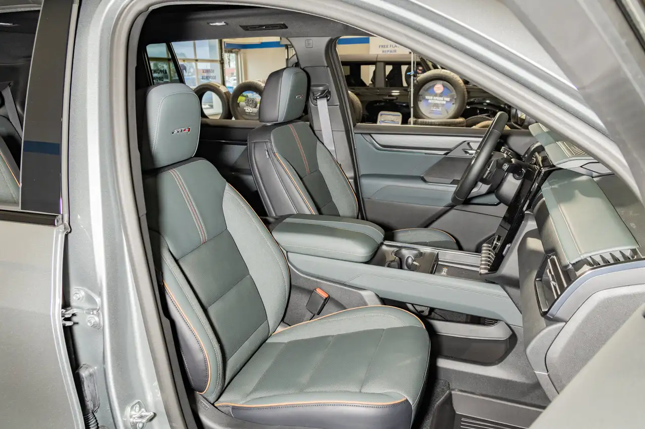 GMC Acadia снимка GMC Acadia