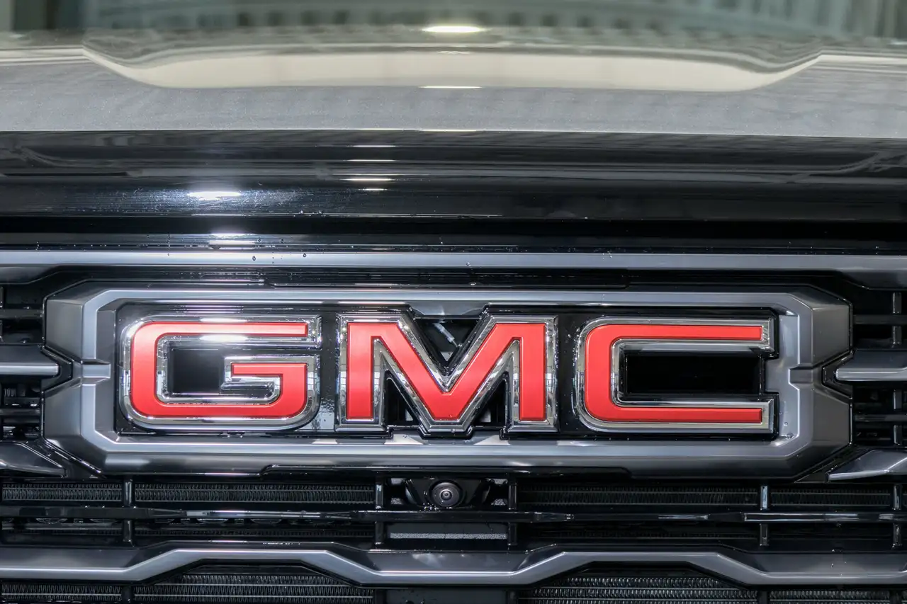 GMC Acadia снимка GMC Acadia