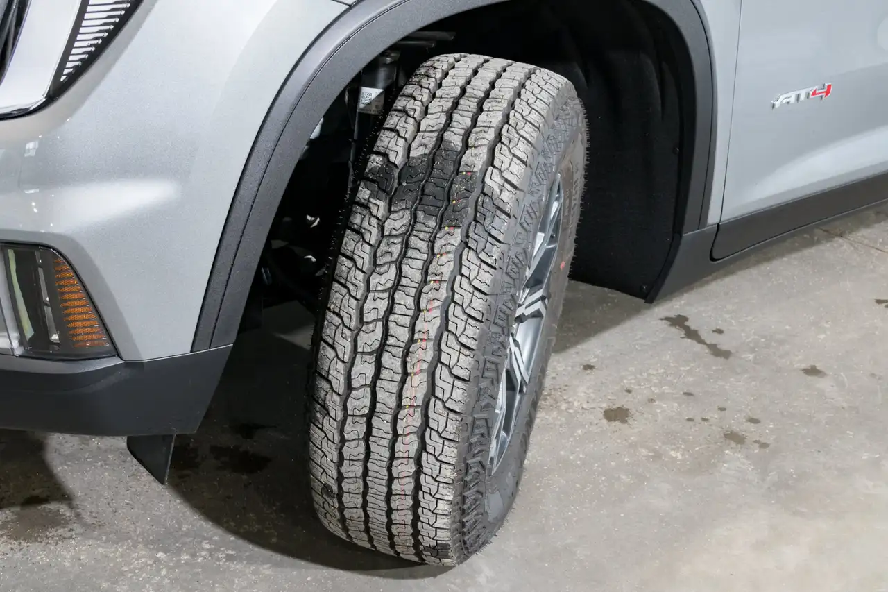 GMC Acadia снимка GMC Acadia