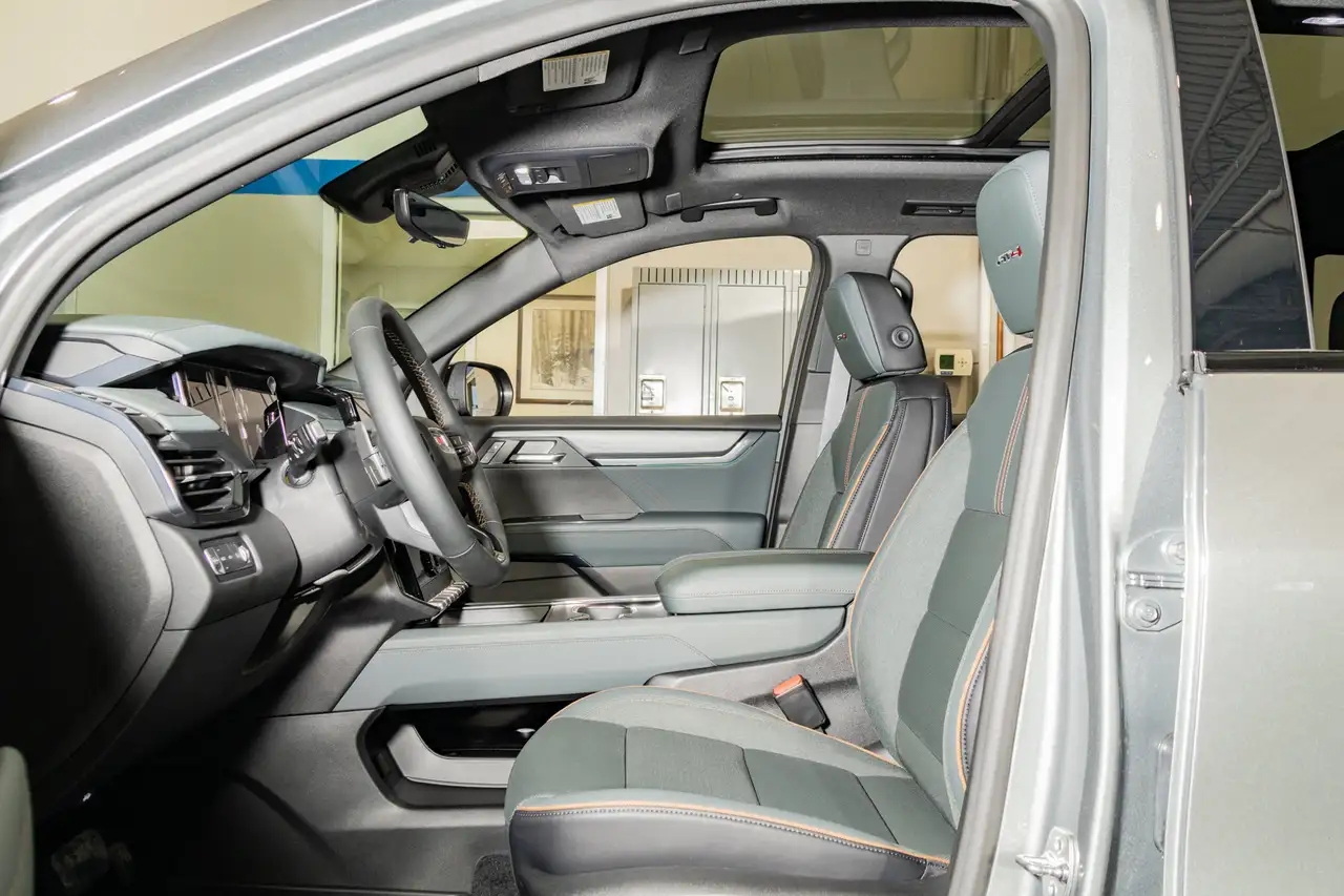 GMC Acadia снимка GMC Acadia