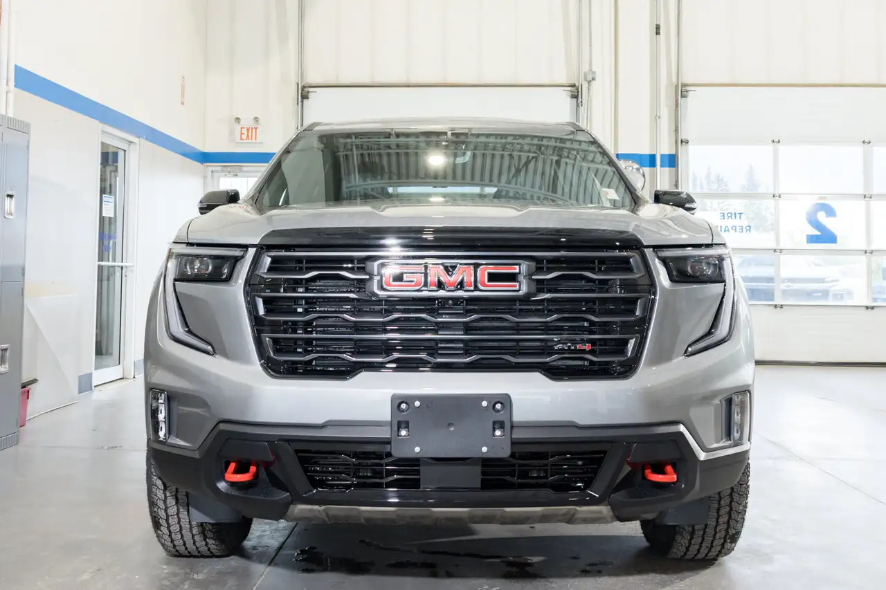 GMC Acadia снимка GMC Acadia