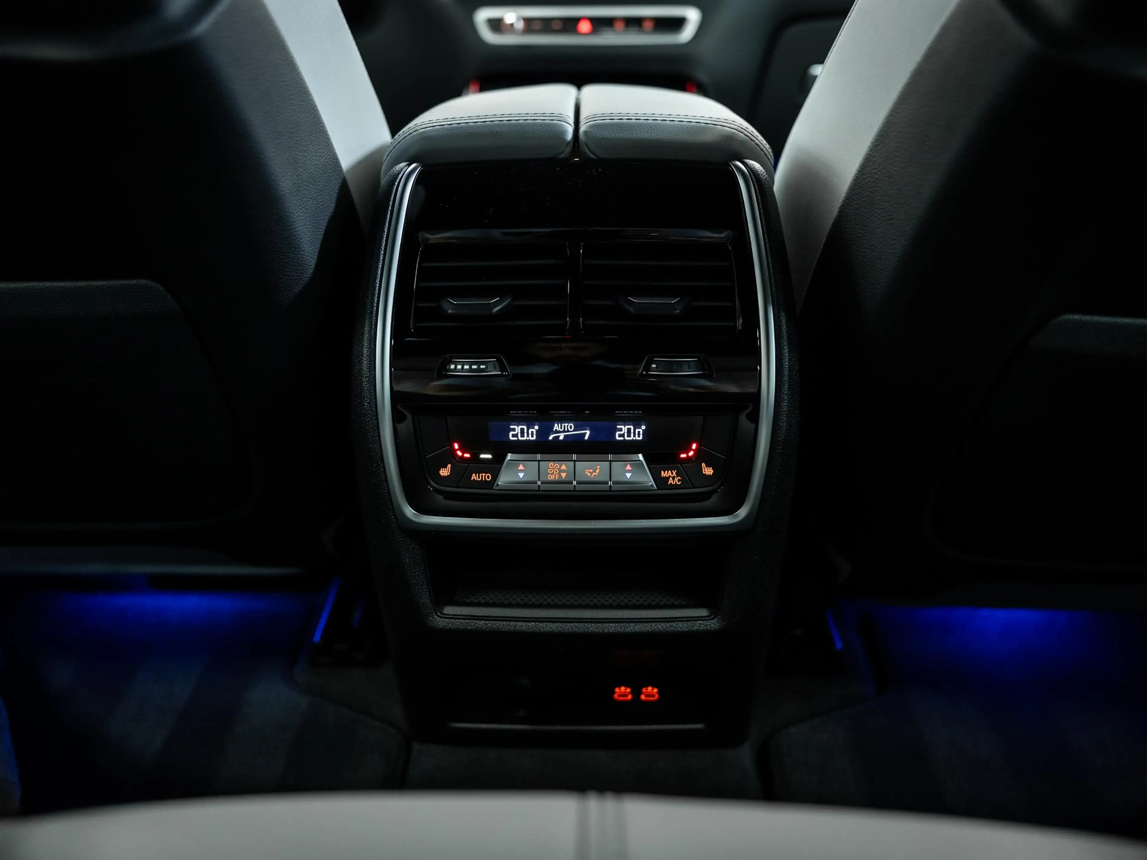 BMW X5 xDrive50e prachtig samen gestelde X5 50e Z.G.A.N — photo 42