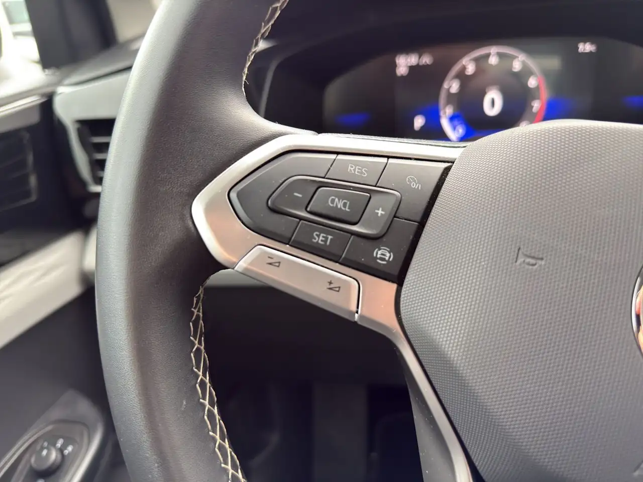 Volkswagen Taos снимка Volkswagen Taos