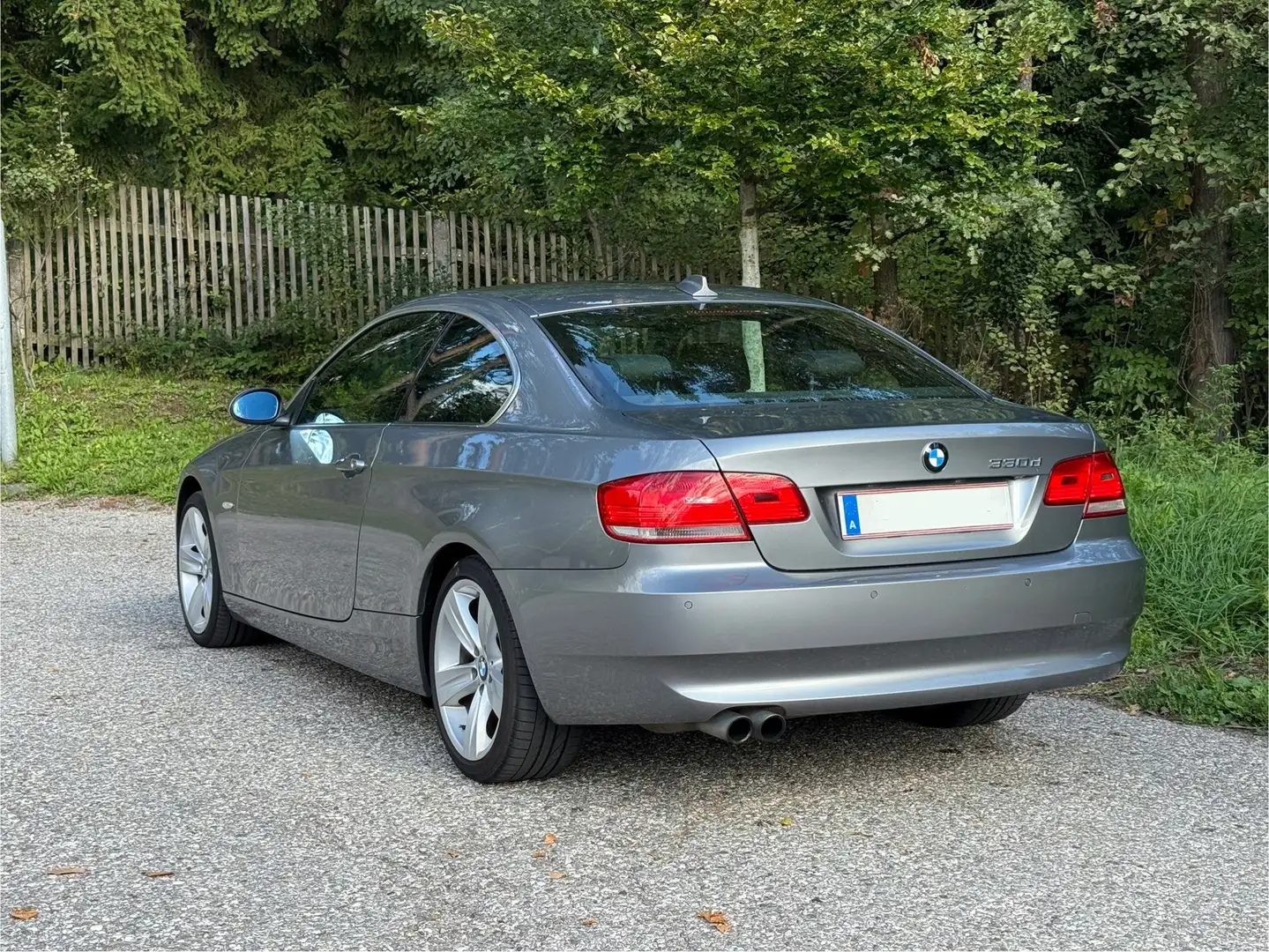 BMW 330 330d Coupé Aut. - 2