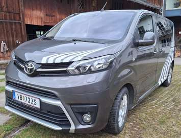 Proace Verso 1,6 D-4D 115 Medium Family Family