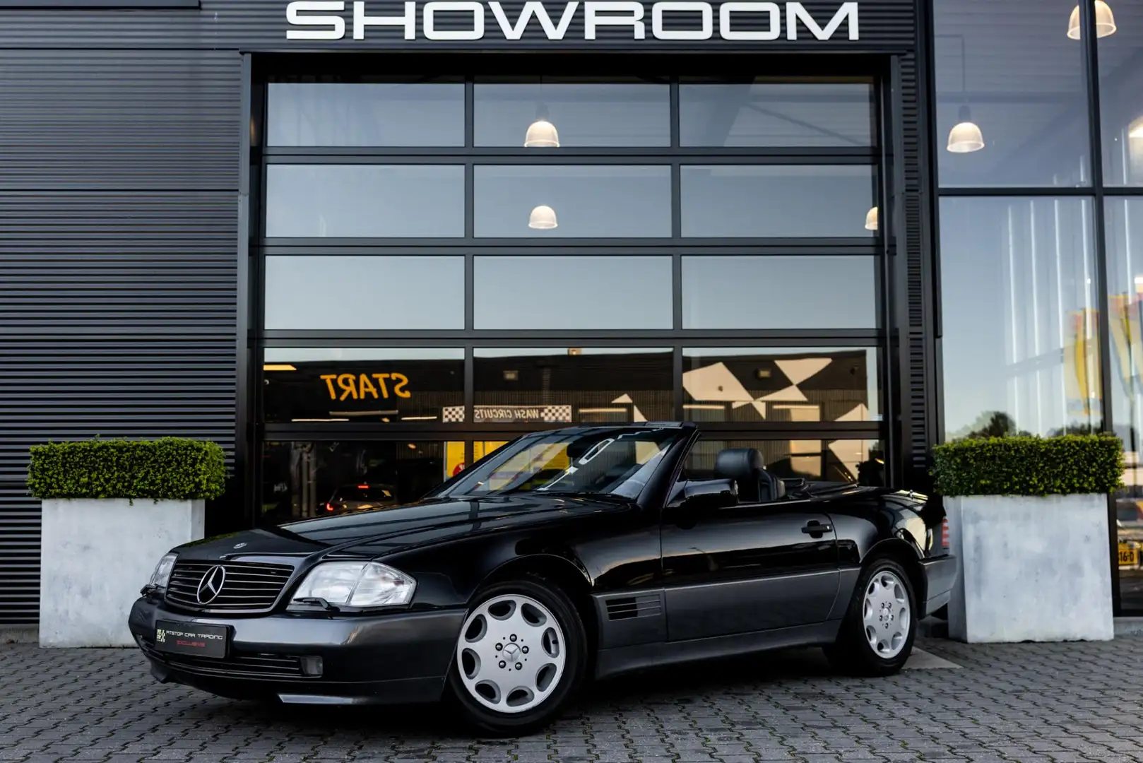 Mercedes-Benz SL 300 SL -24 R129, Hardtop, Nieuw dak, NAP, Cruise! Zwart - 2