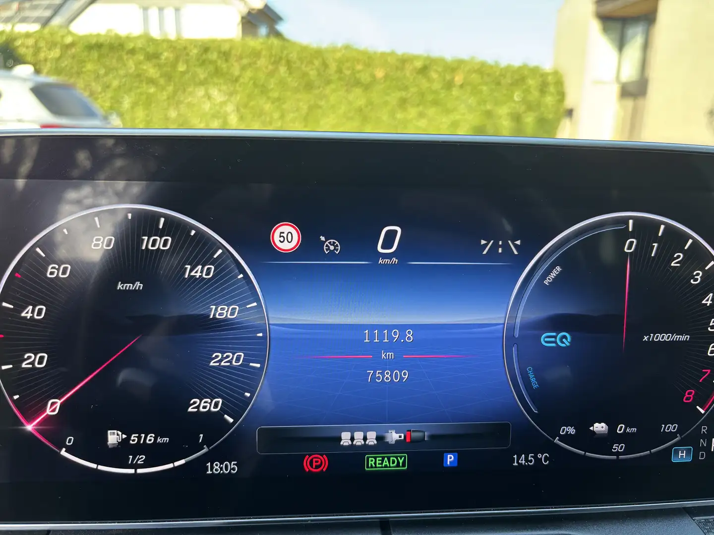 Mercedes-Benz C 300 e 9G-TRONIC AMG Line - 2