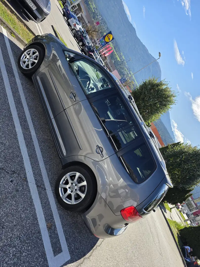 Volkswagen Touran Comfortline 1,6 BMT TDI DPF Und Pickerl Bis 2027 Grau - 2