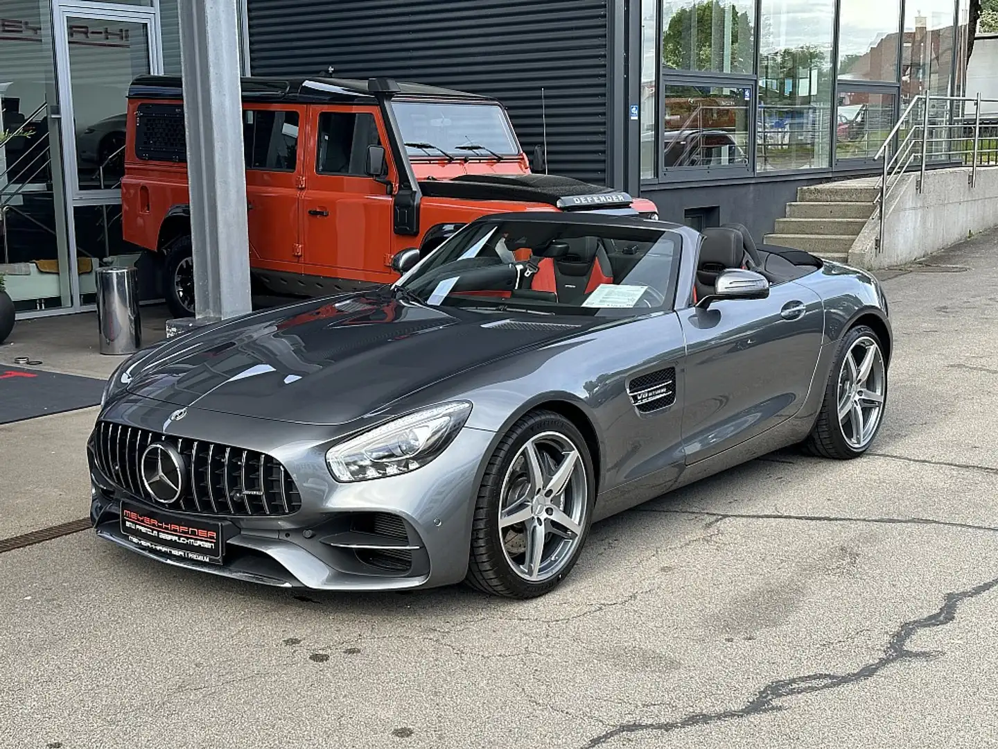 Mercedes-Benz AMG GT Roadster Grau - 1