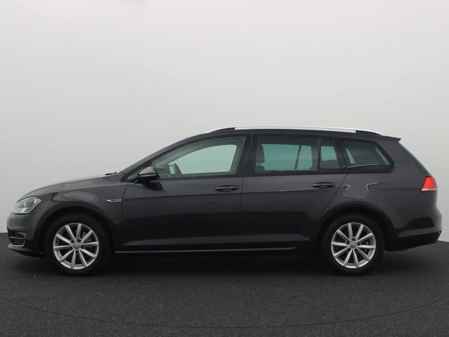 Volkswagen Golf Variant 1.4 TSI 150PK Business Edition Connected AUTOMAAT Grau - 2
