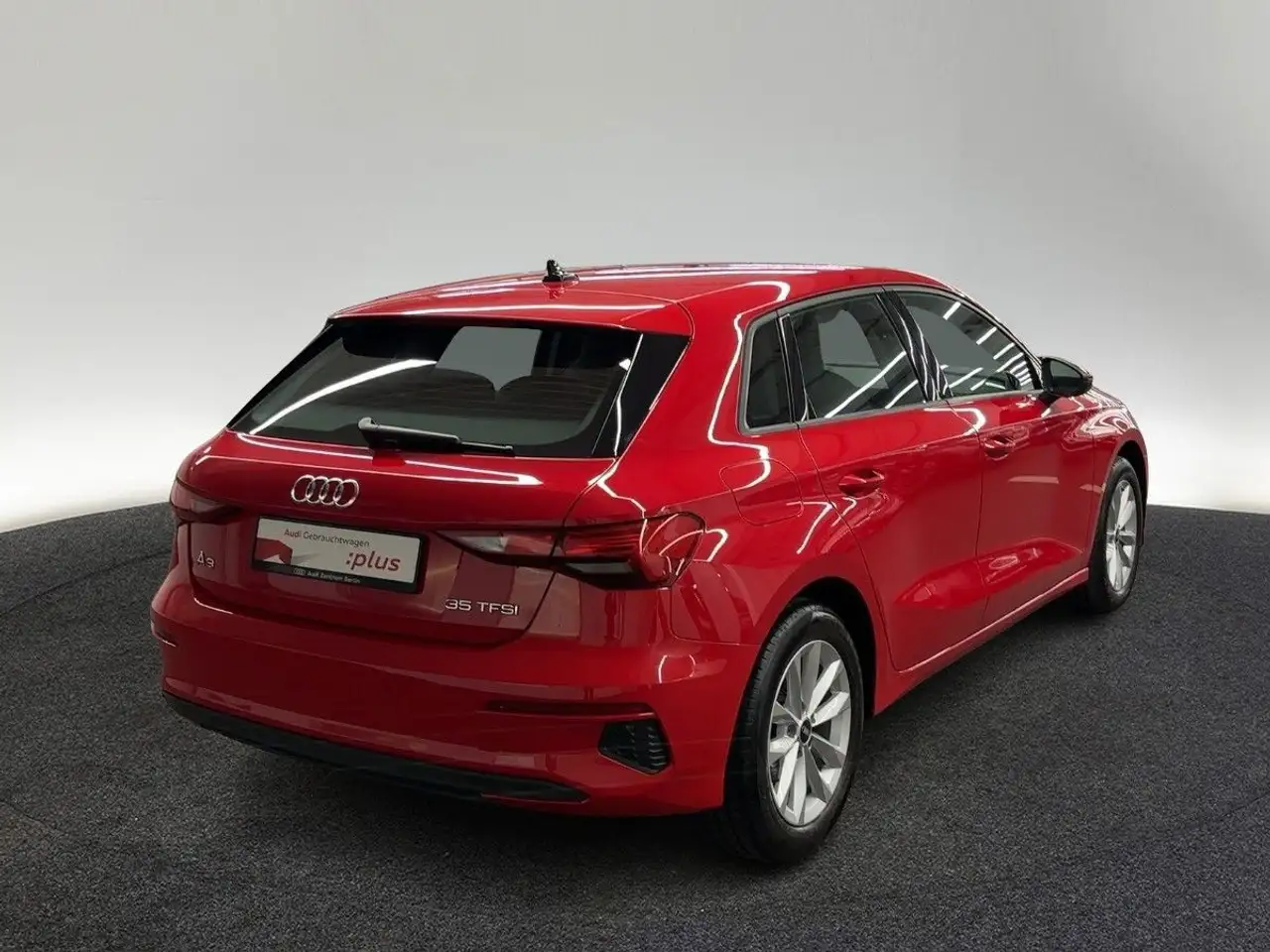 Audi A3 35 TFSI S tr. LED PDC AHK VIRTUAL 8