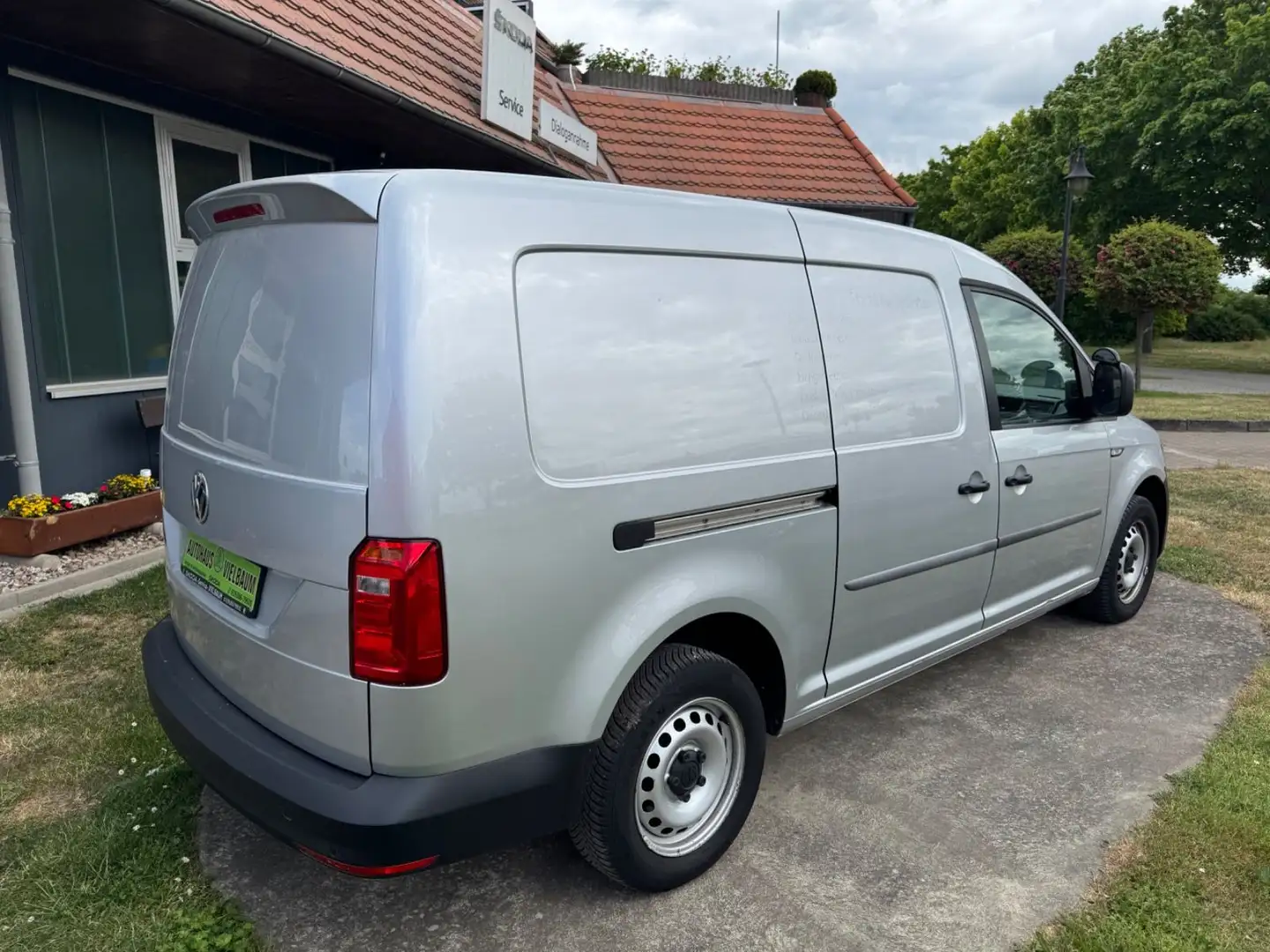 Volkswagen Caddy Maxi Kasten 2,0 TDI Navi-Kamera-PDC Argent - 2