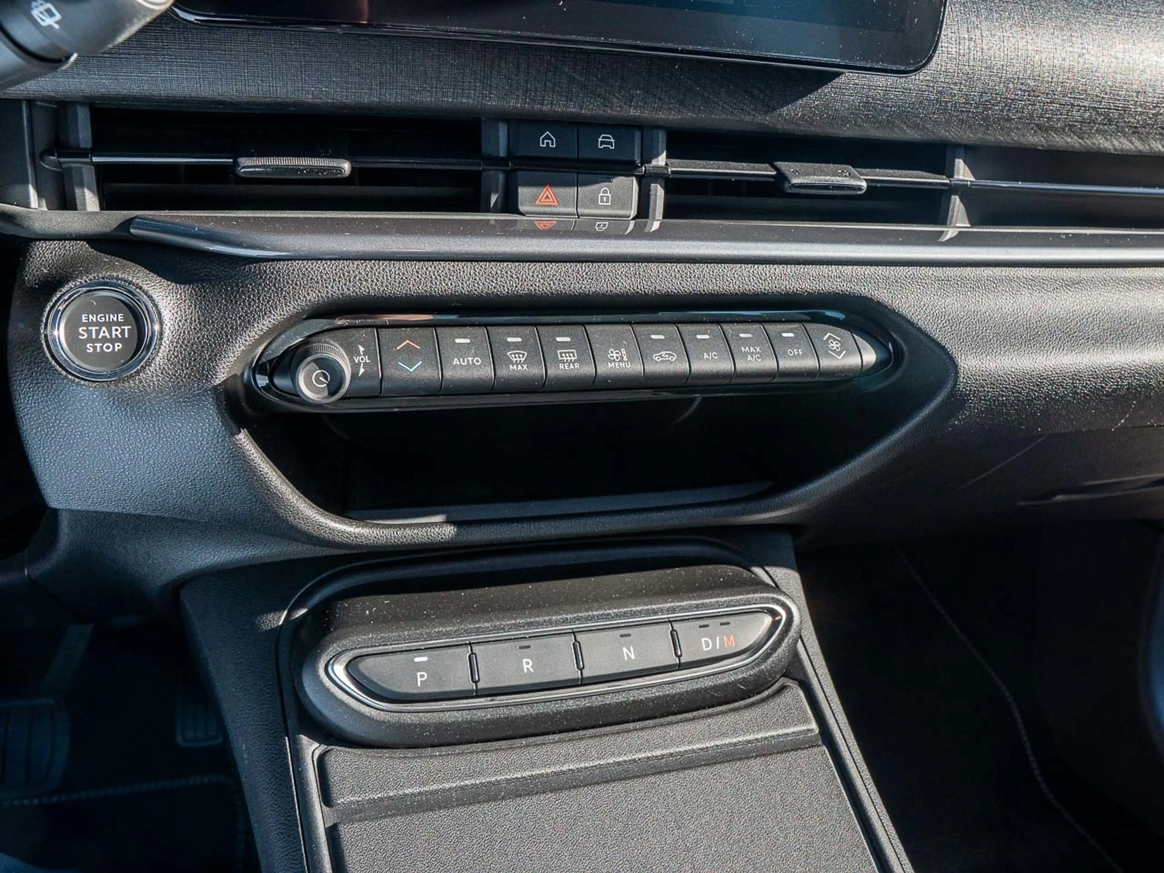 Fiat 600 Hybrid Special Edition 1.2 T3 74 k — photo 15