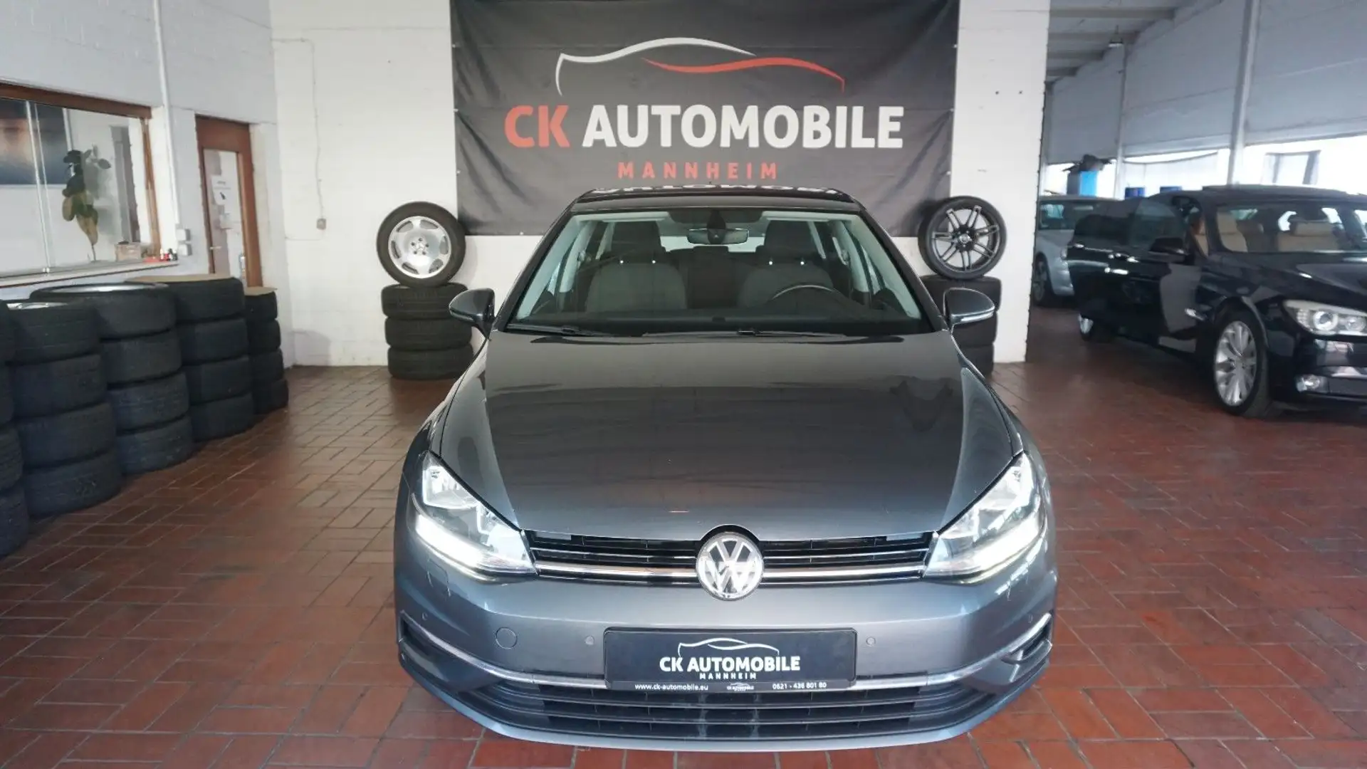 Volkswagen Golf VII Lim.Comf. BMT KLIMA PDC SHZ 150-PS 6-G Gris - 1
