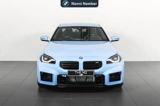 BMW M2 view 2