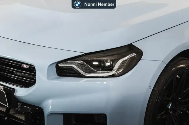 BMW M2 view 5