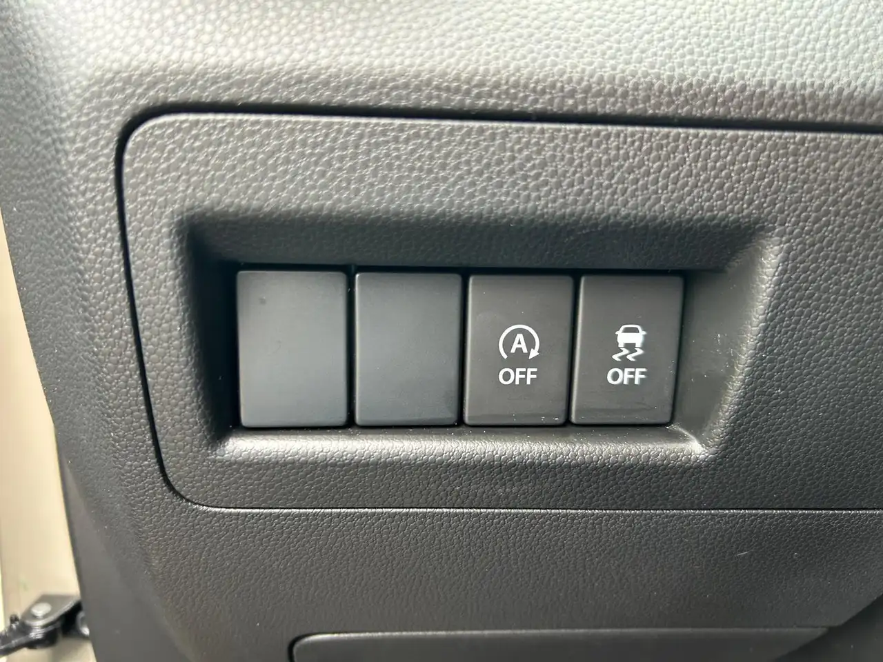 Suzuki Ignis 2024 — фото 23