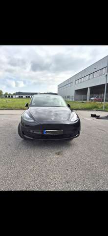 Tesla Model Y Hinterantrieb Maximalereichweite AHK