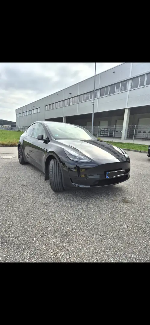 Tesla Model Y Hinterantrieb Maximalereichweite AHK - 1