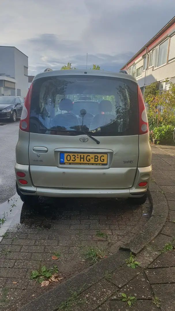 Toyota Yaris Yaris 1.3-16V VVT-i Sol Or - 2