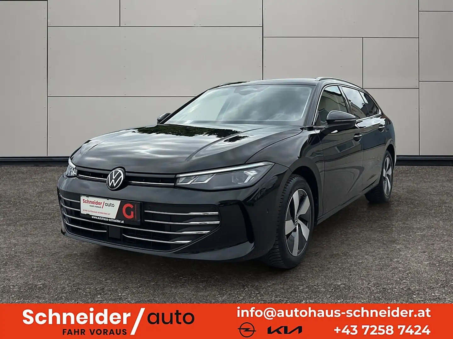 Volkswagen Passat Variant 1,5 eTSI ACT Business DSG Schwarz - 1