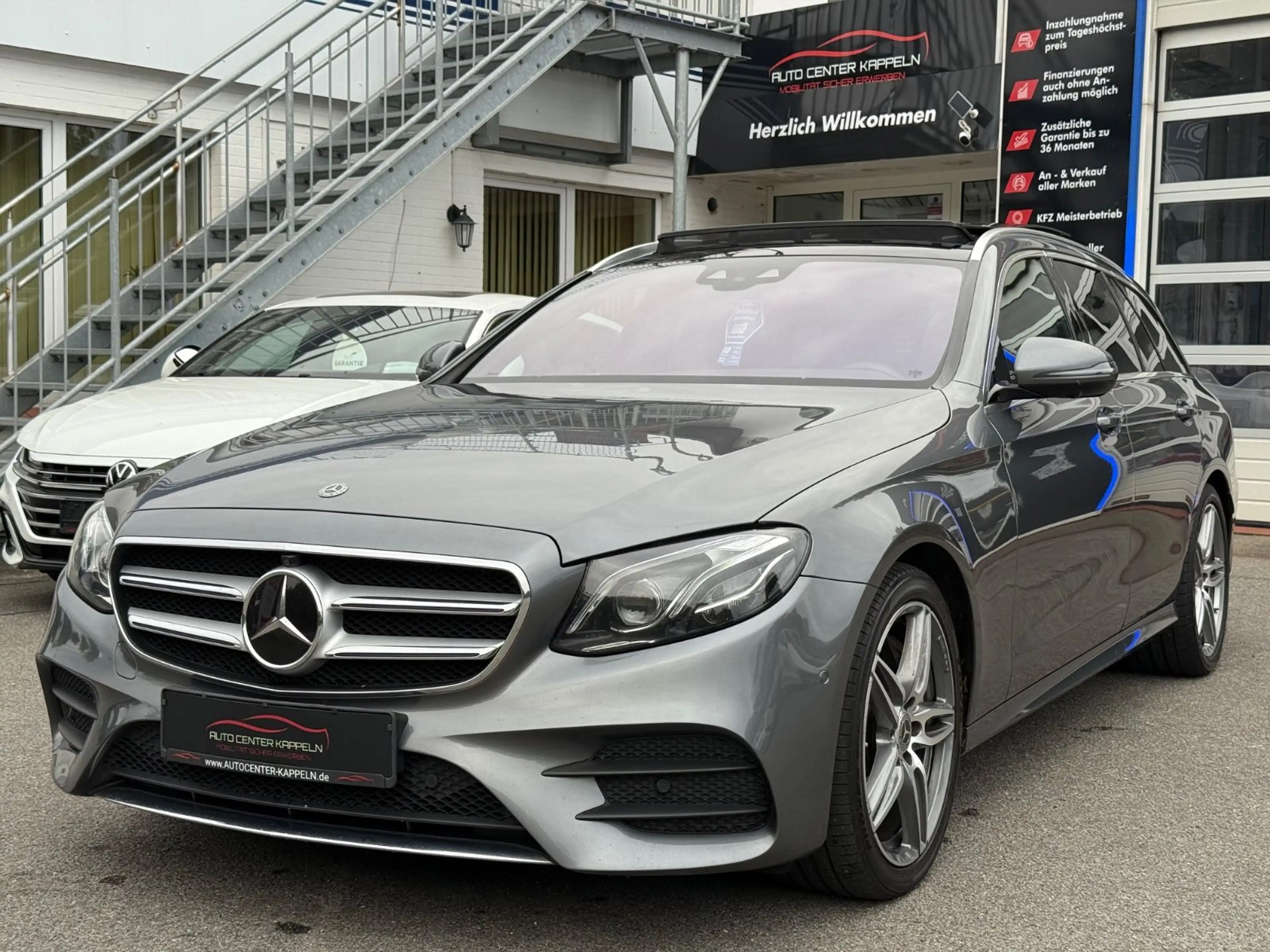 Mercedes-Benz E 400 T-Modell 4Matic AMG-Line (Burmester-360°) — photo 3