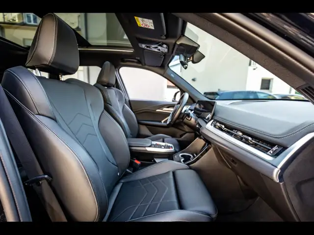 BMW X1 view 12