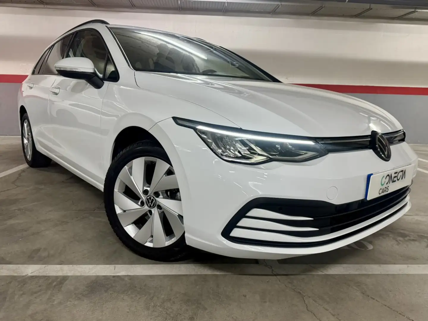 Volkswagen Golf Variant 1.0 eTSI Life DSG 81kW Blanco - 2