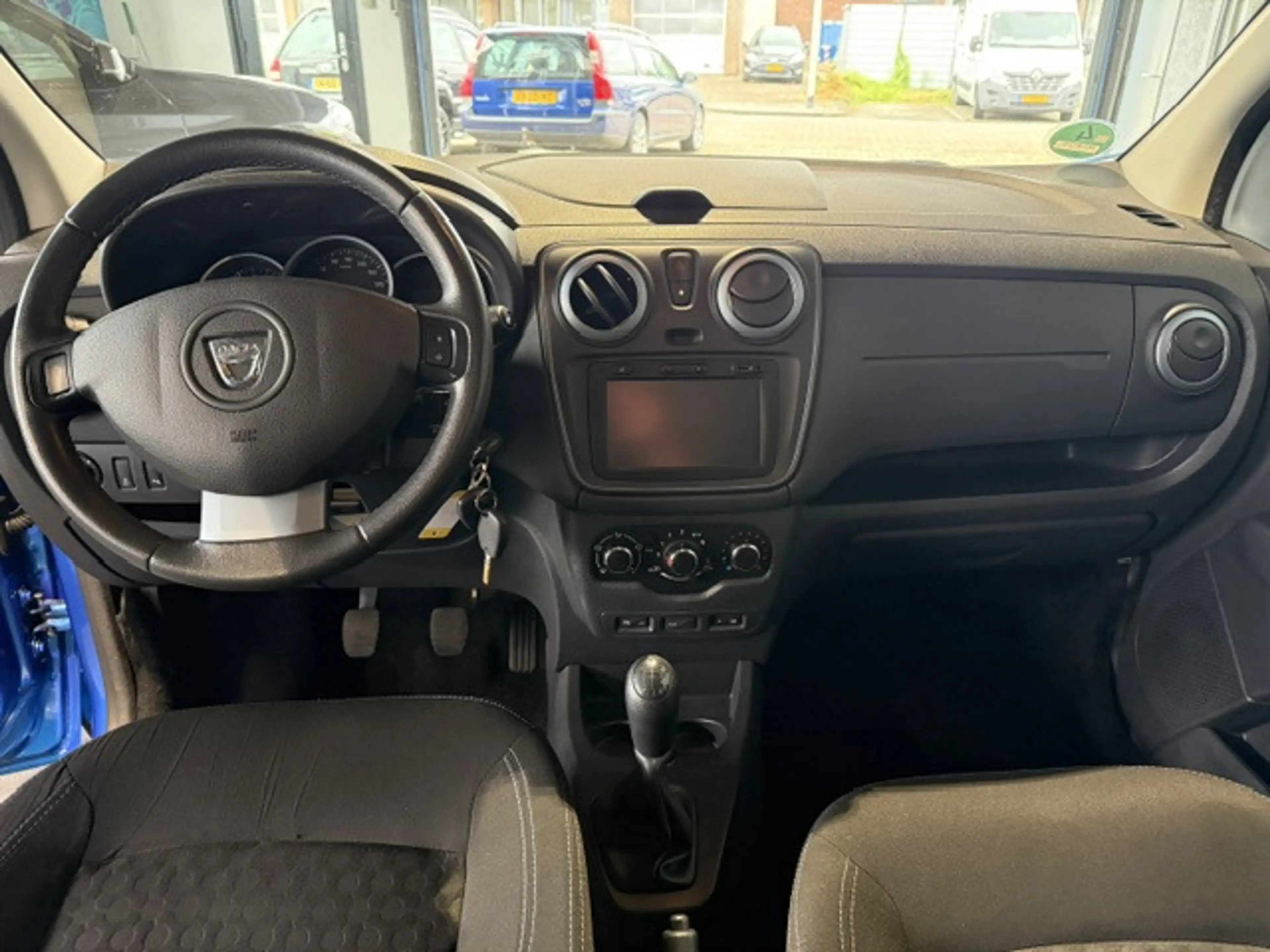Dacia Lodgy 1.2 TCe Stepway 5p. Navi|Cruise|Trekhaak — photo 3