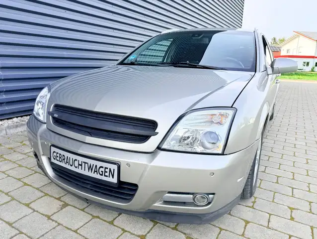 Opel Signum 2.2 Direct Sport Automatik/TÜV:05/2026