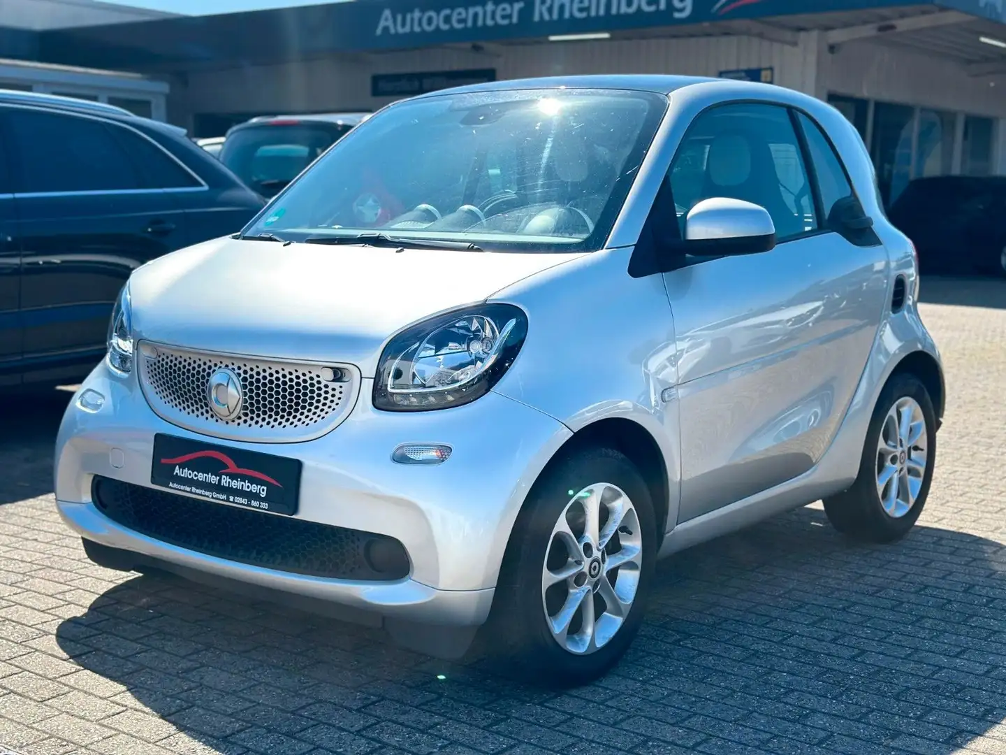 smart forTwo fortwo coupe Basis 52kW Gris - 1