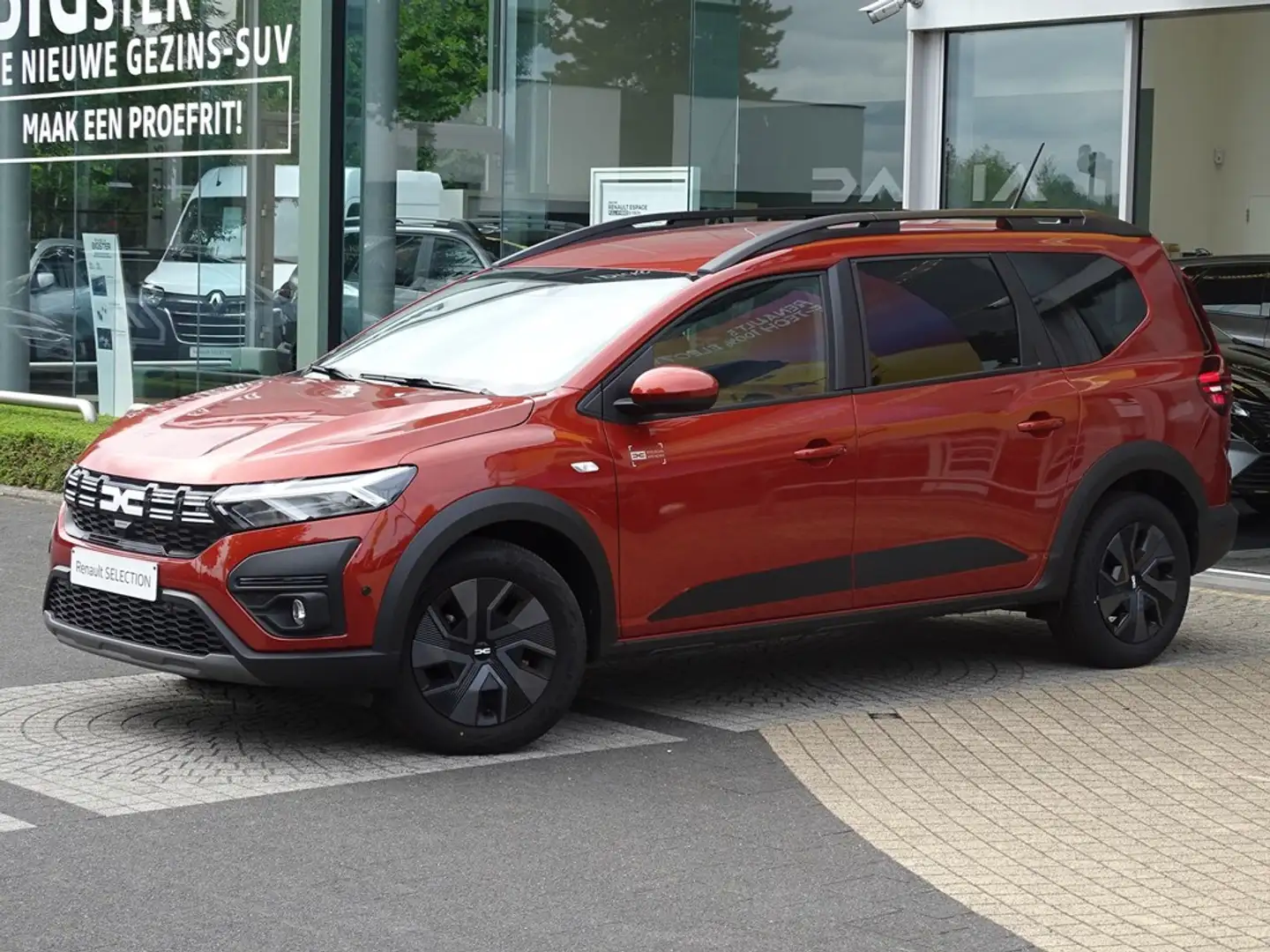 Dacia Jogger Expression TCe 110 5PL Naranja - 1