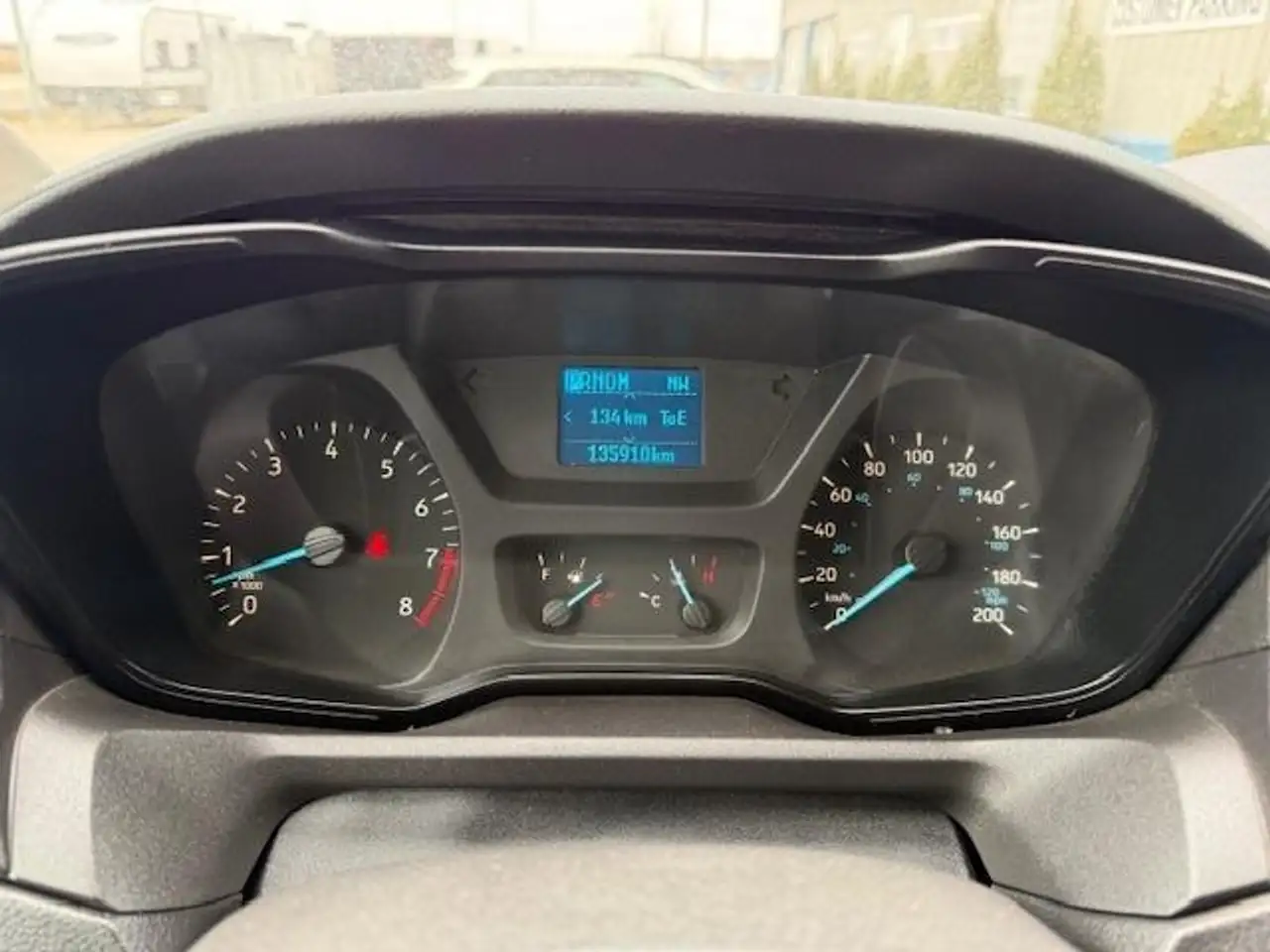 Ford Transit Cargo Van снимка Ford Transit Cargo Van