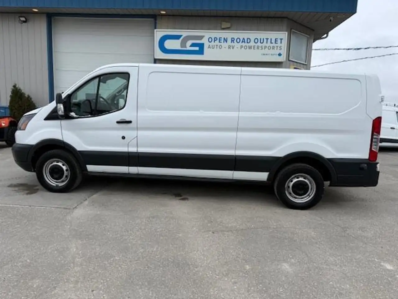 Ford Transit Cargo Van снимка Ford Transit Cargo Van