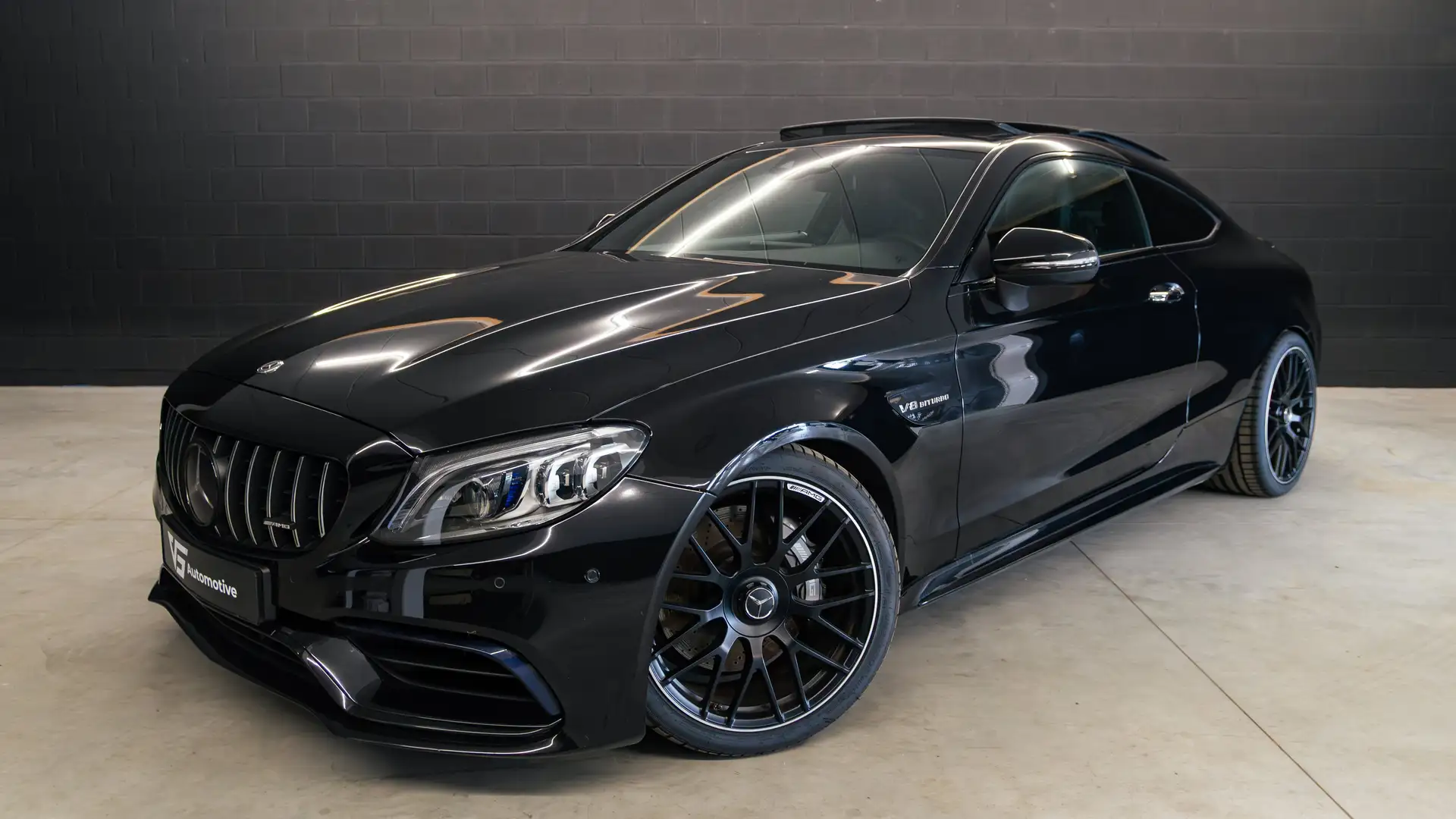 Mercedes-Benz C 63 AMG Pano / Burmester / Coupe / Eibach vering Zwart - 1
